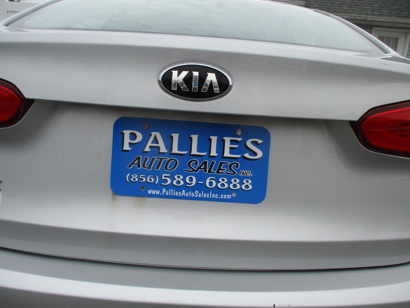 2015 SILVER Kia Forte (KNAFX4A62F5) , AUTOMATIC transmission, located at 540a Delsea Drive, Sewell, NJ, 08080, (856) 589-6888, 39.752560, -75.111206 - Photo#5